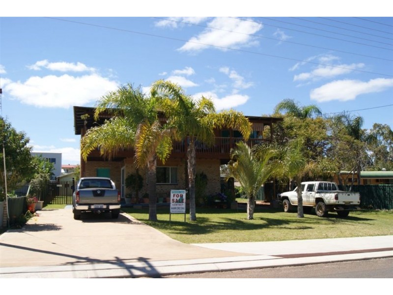 33 Smith St, Kalbarri WA 6536