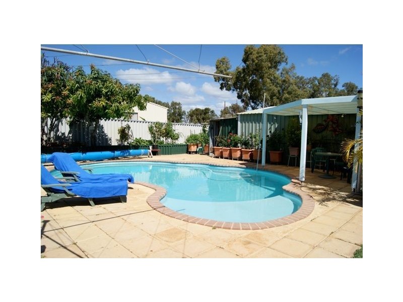 33 Smith St, Kalbarri WA 6536