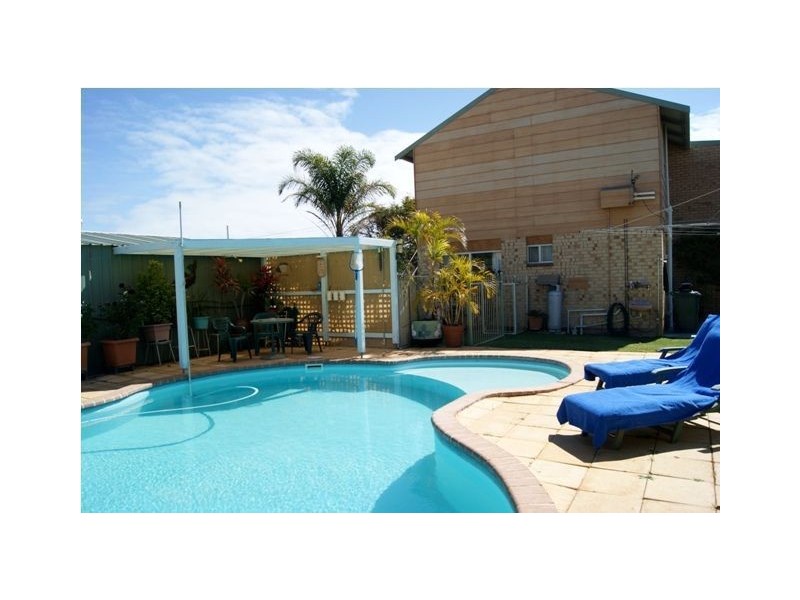 33 Smith St, Kalbarri WA 6536