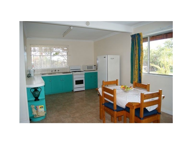 33 Smith St, Kalbarri WA 6536