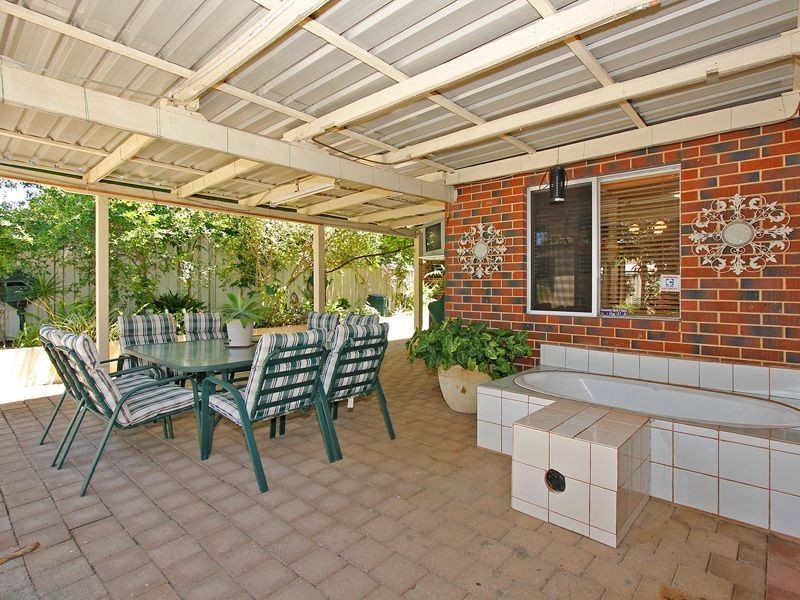 71 Archidamus Road, Coolbellup WA 6163