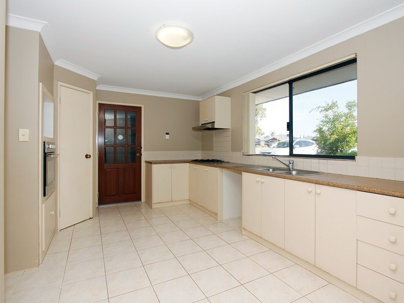 19 Koojarra Rise, South Lake WA 6164