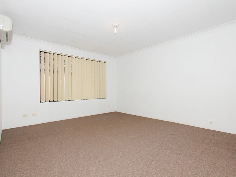 19 Koojarra Rise, South Lake WA 6164