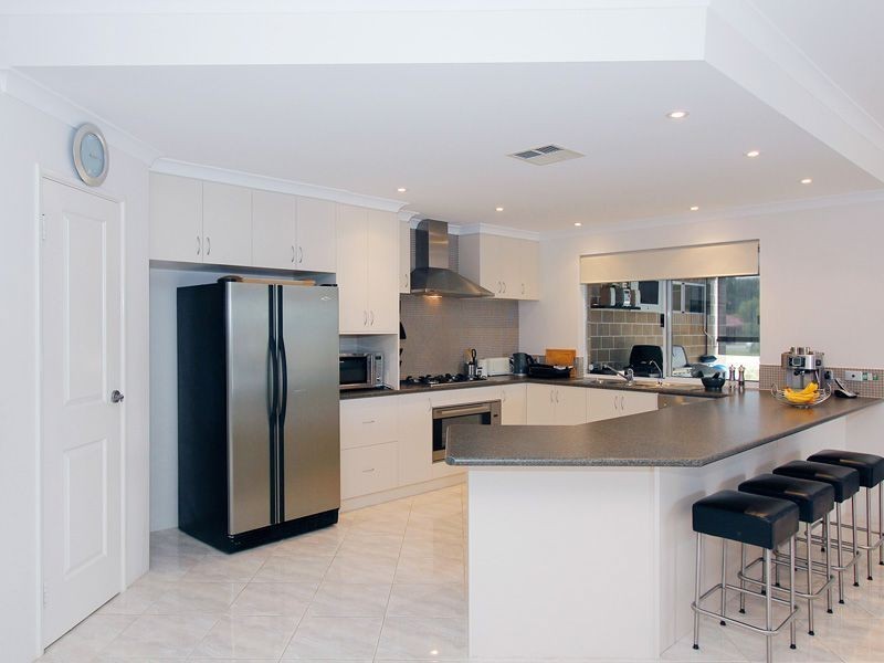 37 Caduceus Way, Hilbert WA 6112