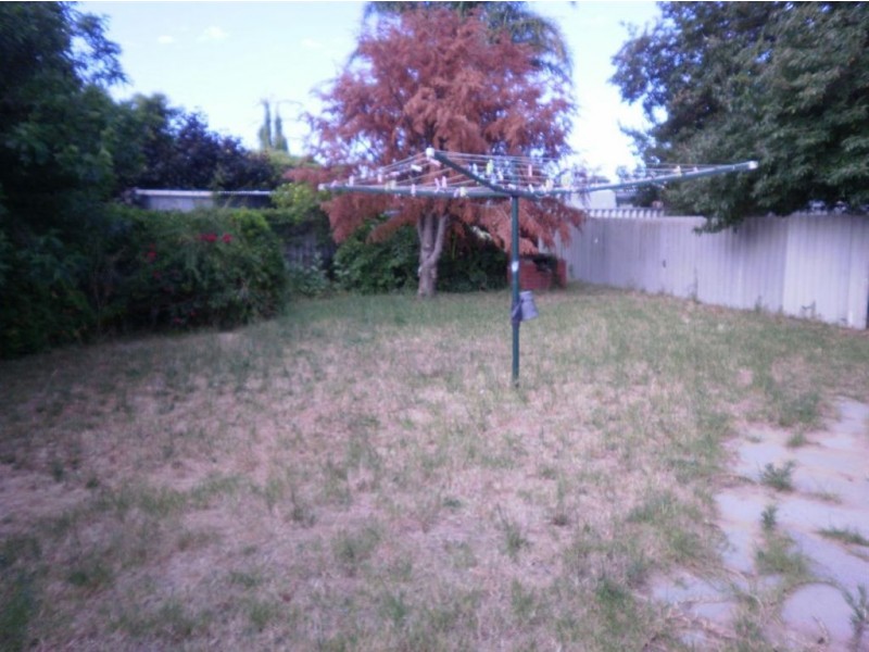 6 Hargreaves Road, Coolbellup WA 6163