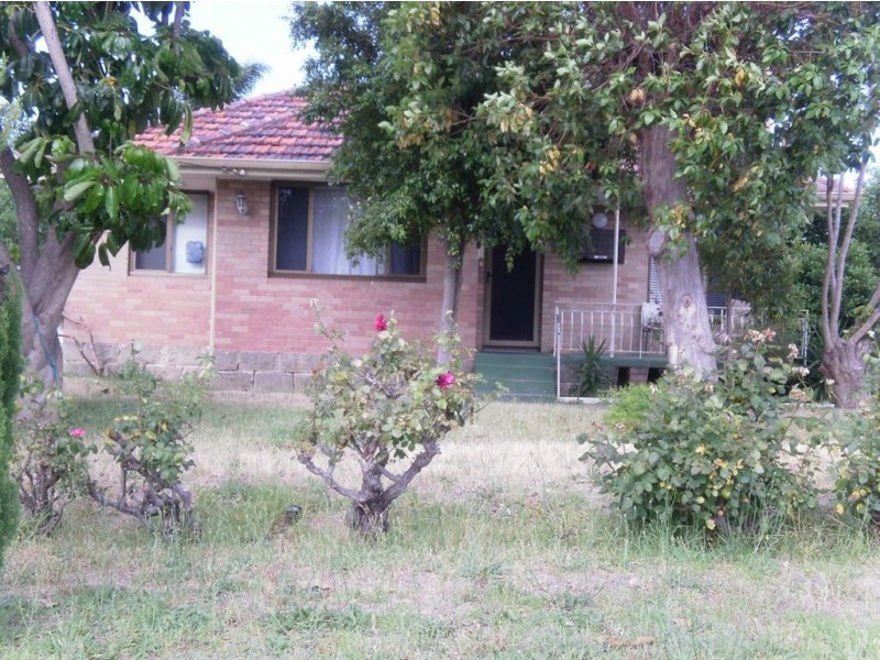6 Hargreaves Road, Coolbellup WA 6163