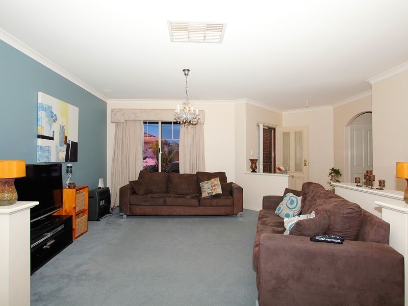 5 Kaptyn Close, Beeliar WA 6164