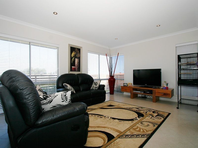 57 Spinnaker Heights, Yangebup WA 6164