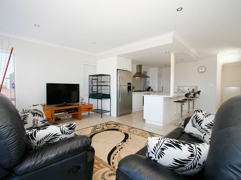 57 Spinnaker Heights, Yangebup WA 6164