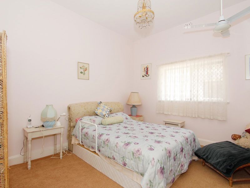 37 Hampton Road, Fremantle WA 6160
