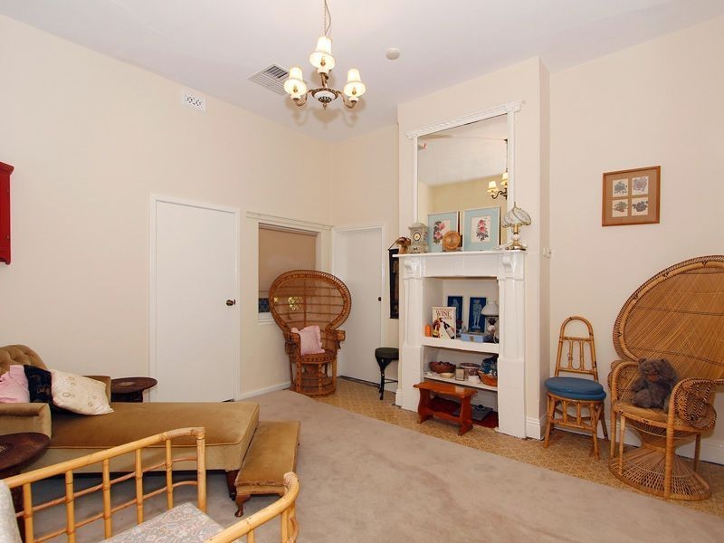 37 Hampton Road, Fremantle WA 6160