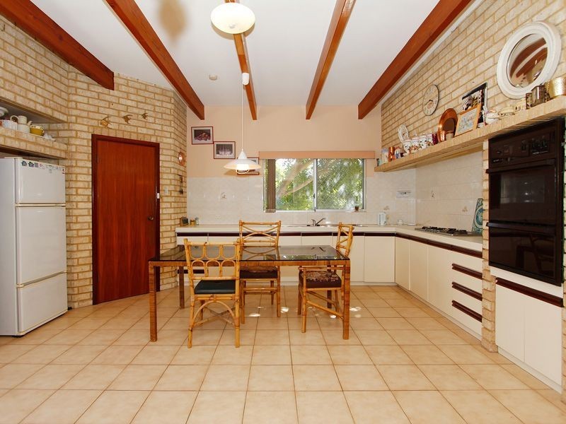 37 Hampton Road, Fremantle WA 6160