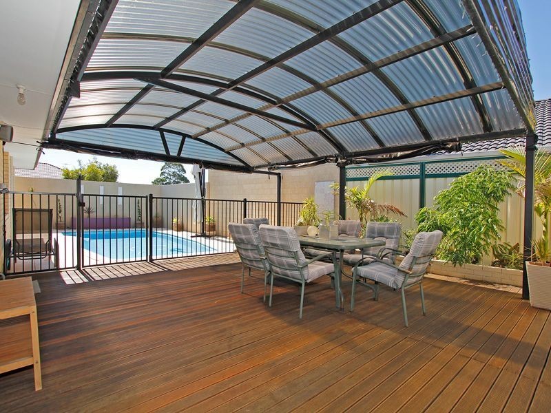 21 Gillen Way, Success WA 6164