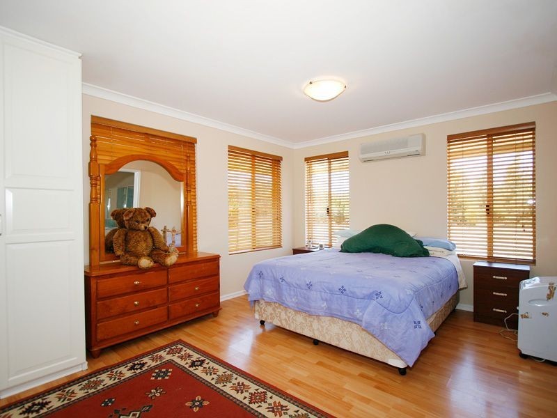 132 bullock drive, Oakford WA 6121