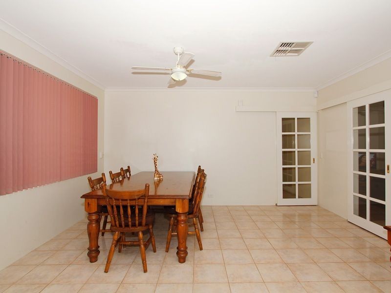 2 Stirk Road, Alfred Cove WA 6154