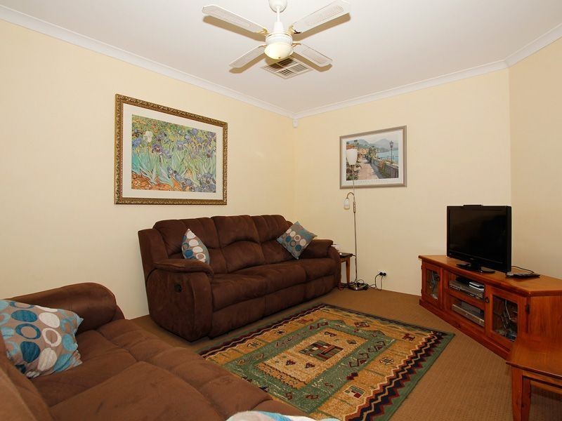 2 Stirk Road, Alfred Cove WA 6154