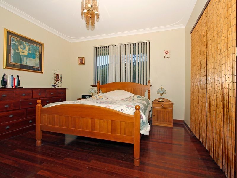 9 Hillier Crescent, Hamilton Hill WA 6163
