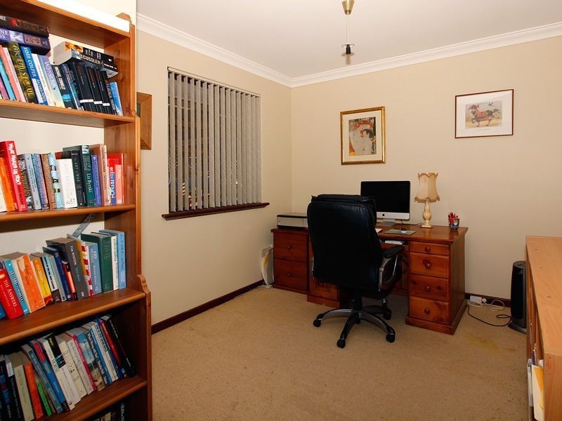 9 Hillier Crescent, Hamilton Hill WA 6163