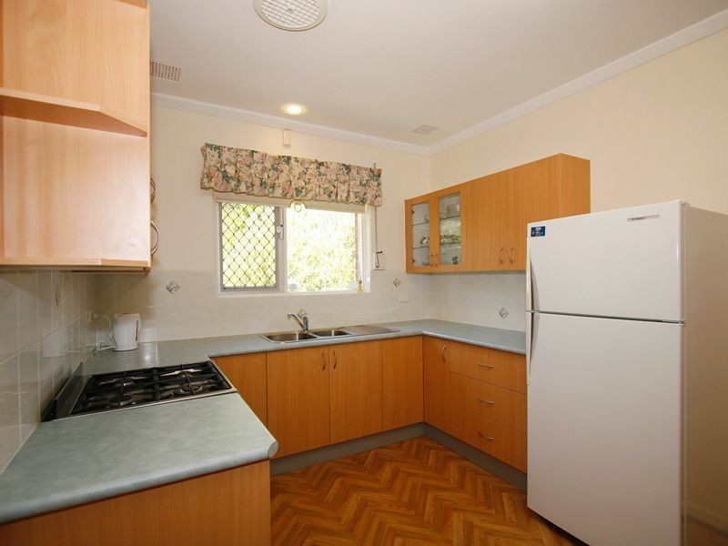 22 Ives Street, Hamilton Hill WA 6163