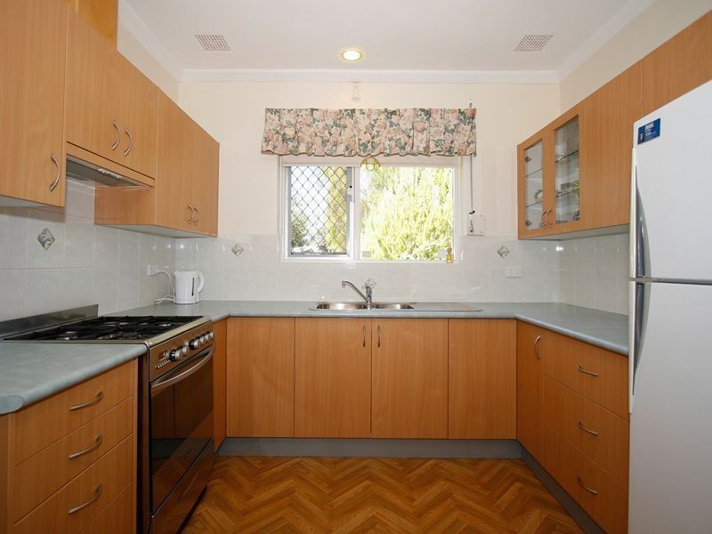 22 Ives Street, Hamilton Hill WA 6163