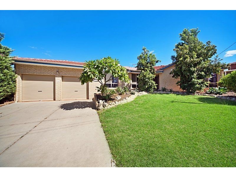 18 Ruddick Place, Hamilton Hill WA 6163