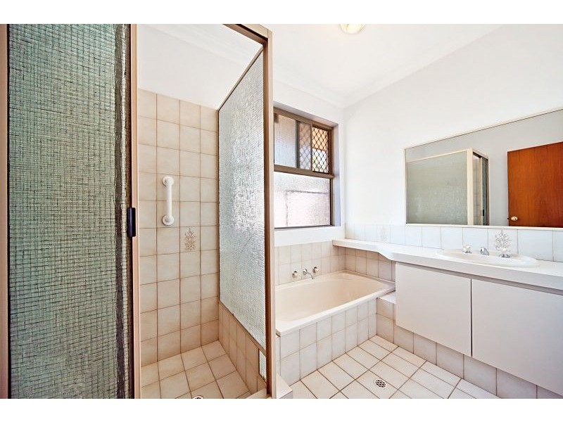 18 Ruddick Place, Hamilton Hill WA 6163