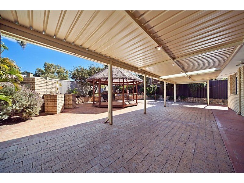 18 Ruddick Place, Hamilton Hill WA 6163