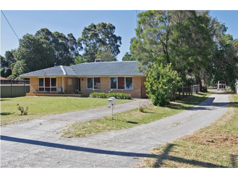 10 Binshaw Avenue, Byford WA 6122