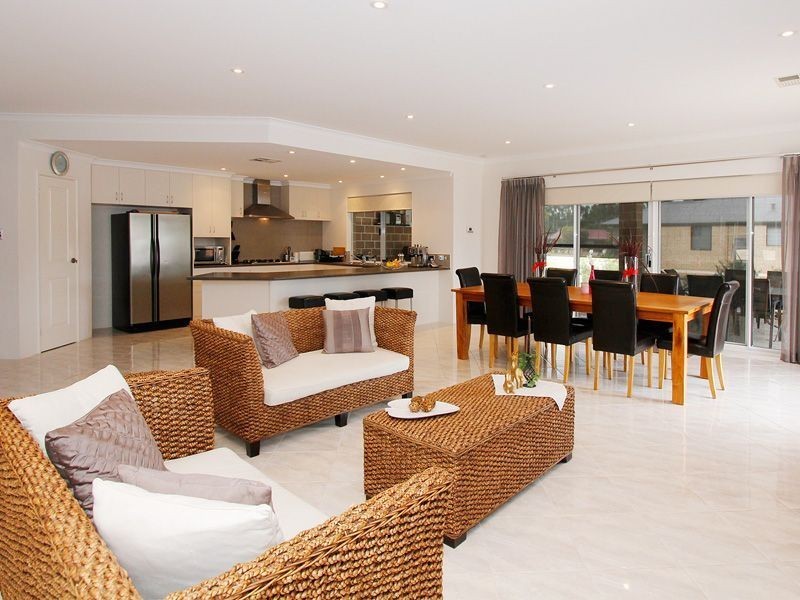 37 Caduceus Way, Darling Downs WA 6122