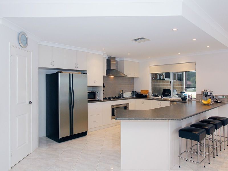 37 Caduceus Way, Darling Downs WA 6122