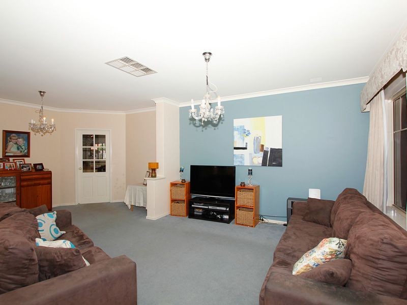 5 Kaptyn Close, Beeliar WA 6164