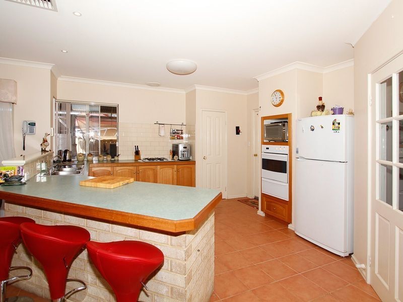 5 Kaptyn Close, Beeliar WA 6164