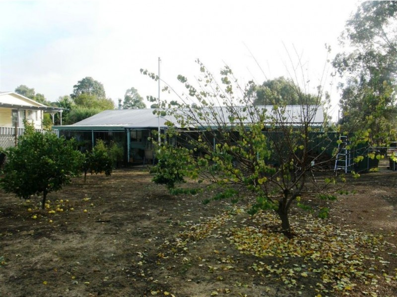 10 Nix Street, Boyup Brook WA 6244