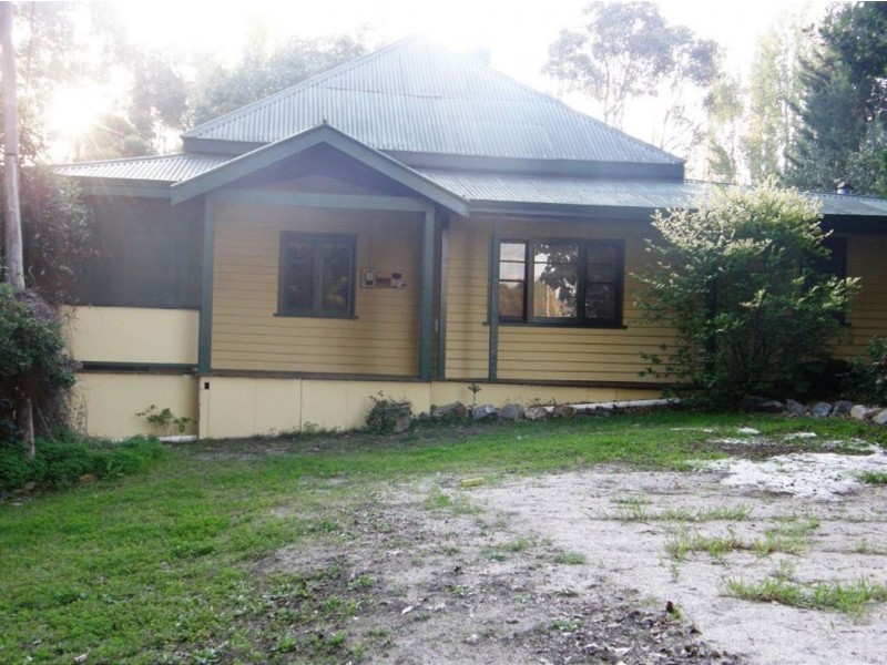 19 Palmers Road, Bridgetown WA 6255