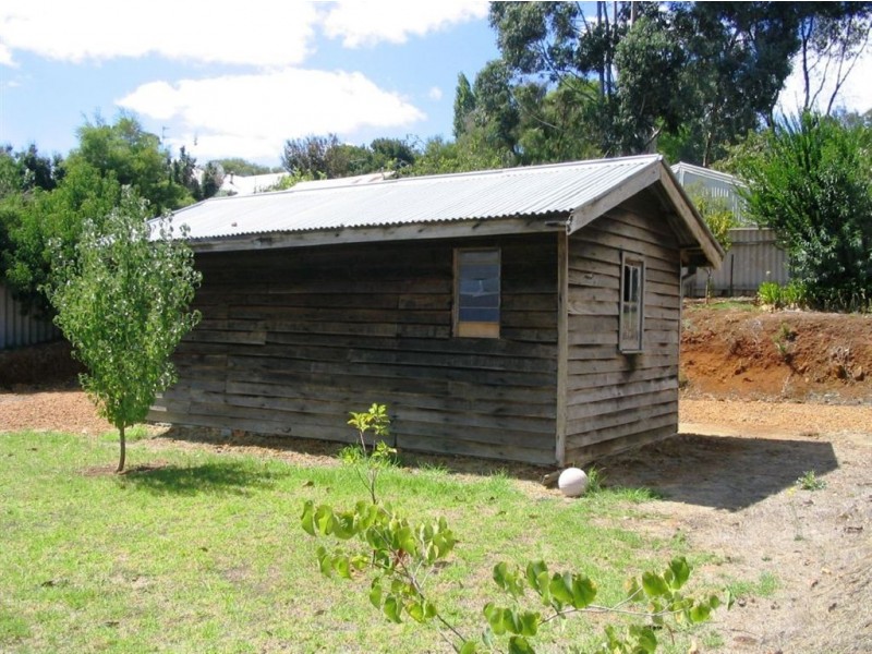 16 Hampton Street, Bridgetown WA 6255