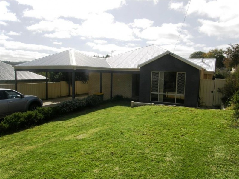 10 Barlee Street, Bridgetown WA 6255