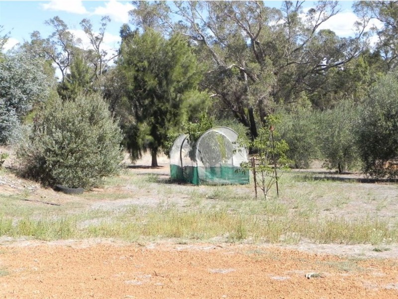 3 Waters Ford Road, Winnejup WA 6255