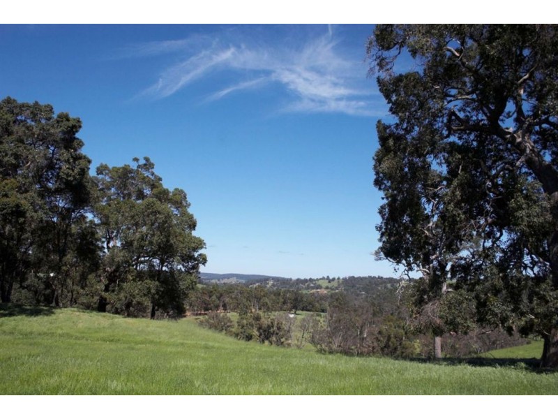 18 Yarri Brow, Kangaroo Gully, Bridgetown WA 6255