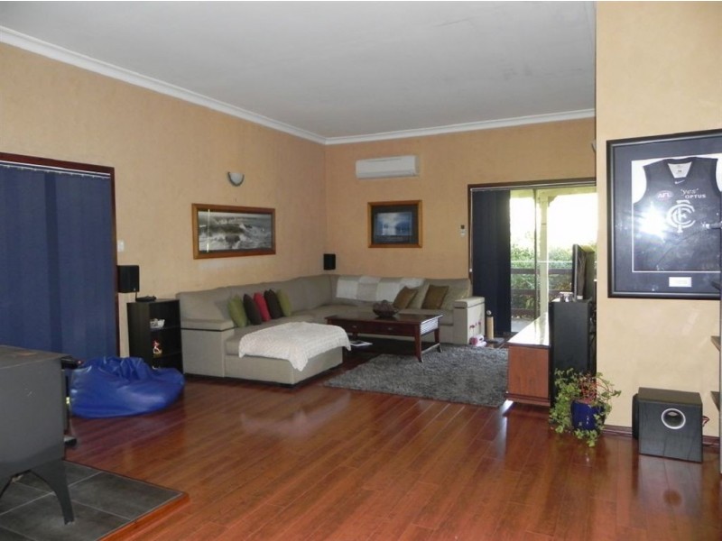 15 Bunbury Street, Bridgetown WA 6255