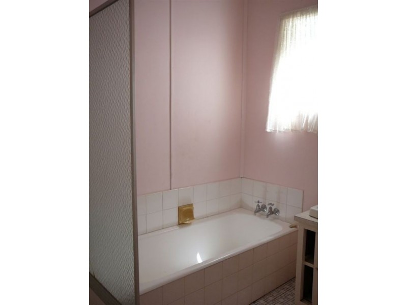 85 Blackwood Road, Greenbushes WA 6254