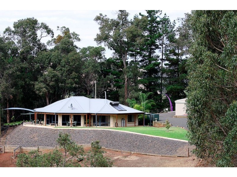 67 Carey Street, Bridgetown WA 6255