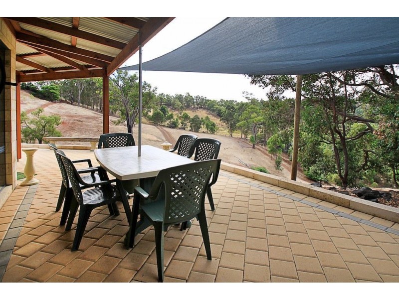 67 Carey Street, Bridgetown WA 6255