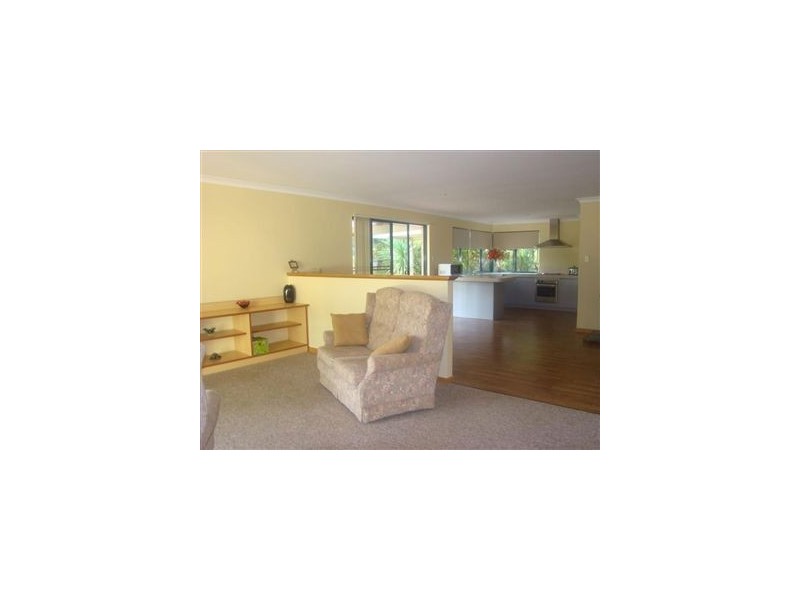 33 Roberts Street, Balingup WA 6253