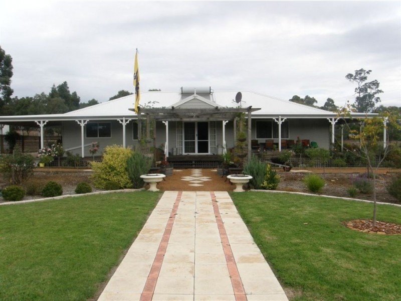 53 May Street, Bridgetown WA 6255