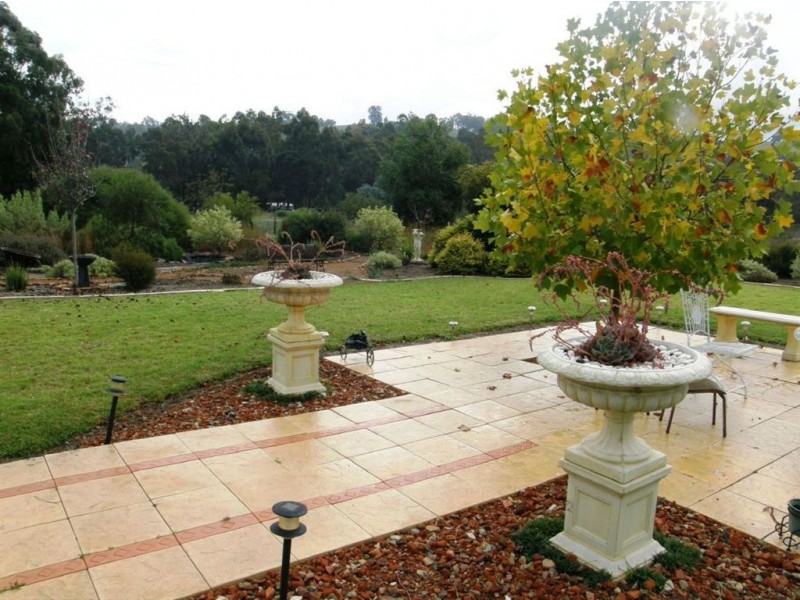 53 May Street, Bridgetown WA 6255