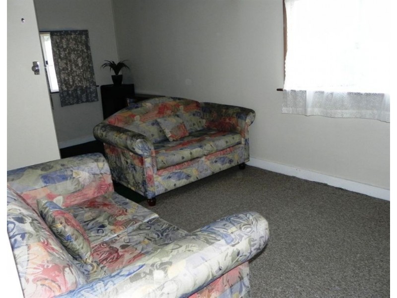 16 Barron Street, Boyup Brook WA 6244