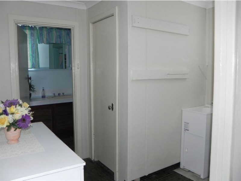 16 Barron Street, Boyup Brook WA 6244