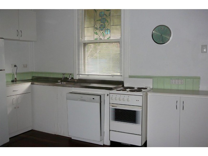 40 Warner Street, Hester WA 6255