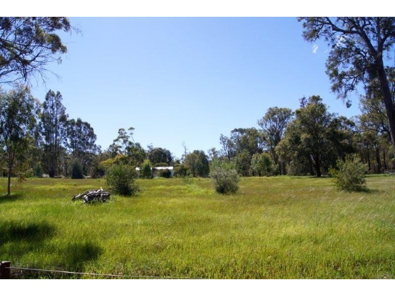 6782 Bussell Street, Bridgetown WA 6255