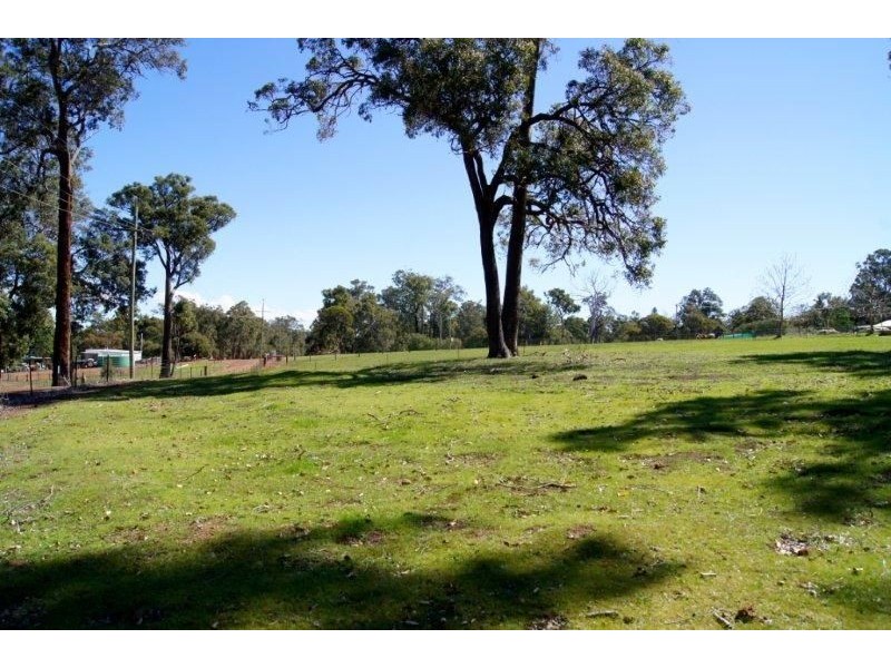 6782 Bussell Street, Bridgetown WA 6255